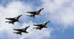 «Возвращение Wings Over Houston: Как правительственная приостановка повлияла на знаменитую авиашоу»